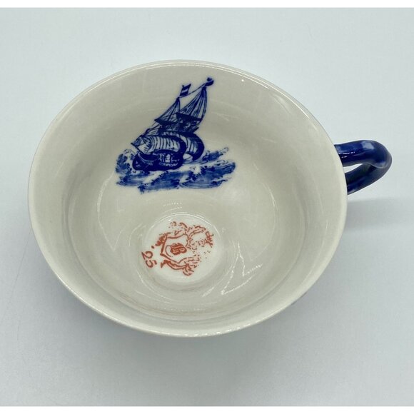 Anthropologie Nautical FROM THE DEEP Octopus Oversized Cup & Saucer Set 12 oz - Picture 4 of 8